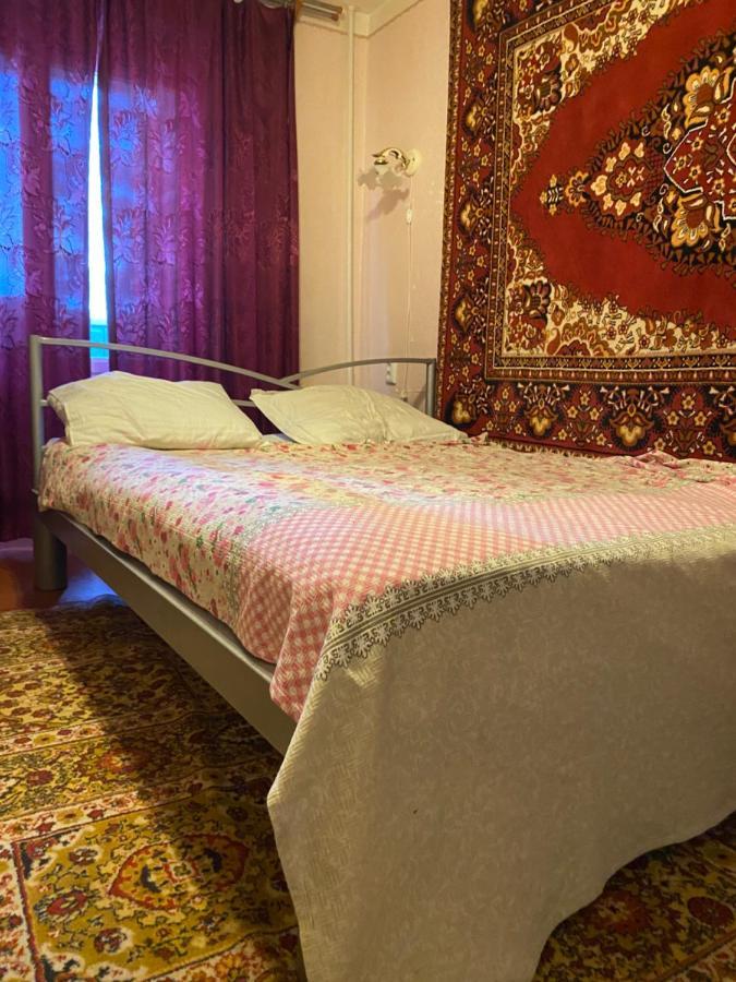 В Самом Центре Myrhorod Ngoại thất bức ảnh